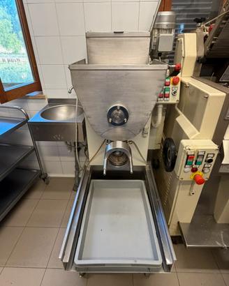 Macchine produzione pasta fresca