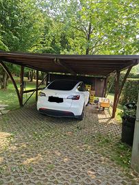 Portico in legno per auto