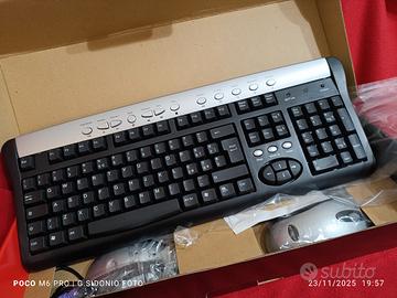 Tastiera e mouse PC wireless 