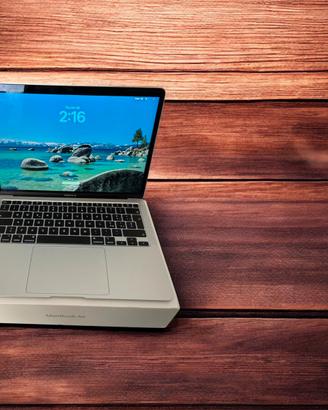 MACBOOK AIR 13 "WITH CHIP APPLE M1