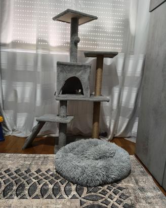 Tiragraffi per gatto con cuccia – ottime condizion