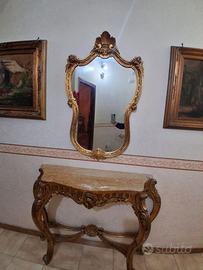 Console da ingresso in stile barocco con specchio