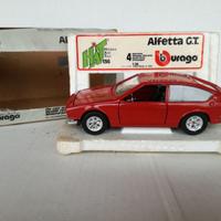 MODELLO AUTO ALFA ROMEO ALFETTA GT 1.8 RED BURAGO