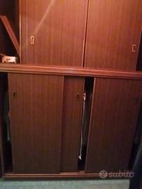 Armadio a 6 anti scorrevoli su due livelli