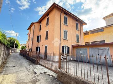 3 LOCALI A AIRUNO
