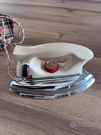 Ferro da stiro elettrico vintage