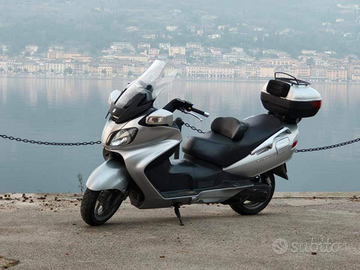Suzuki Burgman AN 650