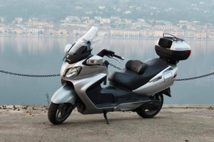 Suzuki Burgman AN 650