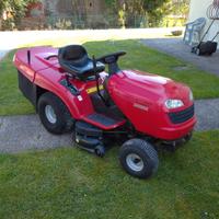 Trattorino rasaerba jonsered hydro