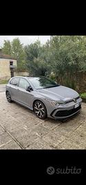 Golf 8 r-line 130cv 1.5