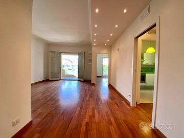 3 Vani con terrazzino (Via Battello)