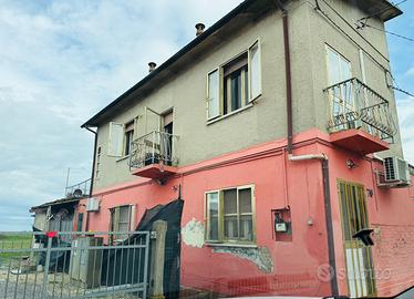 Privato vende casa Copparo