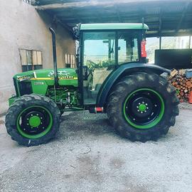 trattore John Deere 5510
