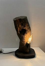 Lampada rustica in vero legno di Ulivo