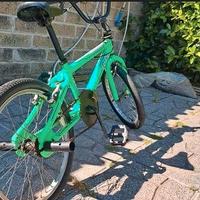 BICICLETTA BMX Freestyle 20"