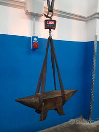 incudine in acciaio da 135kg