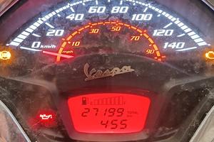 Piaggio Vespa 300 GTS - 2021