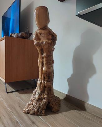 Scultura in ulivo