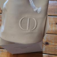 trousse dior media grandezza  per trucchi