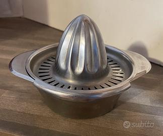 Spremiagrumi manuale in acciaio