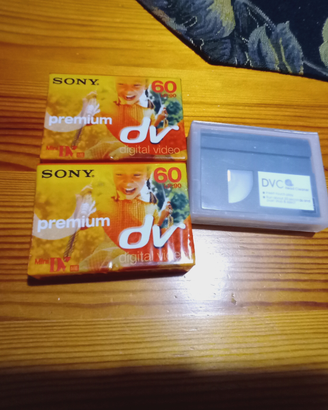 Digital premium cassette dv