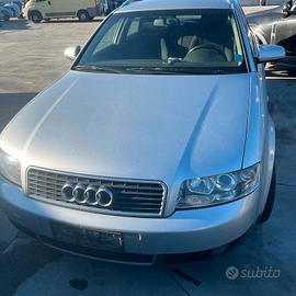 AUDI A4 PER RICAMBI 1900 TDI AWX