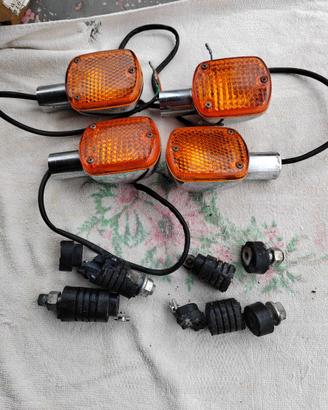Frecce direzionali per motociclo.