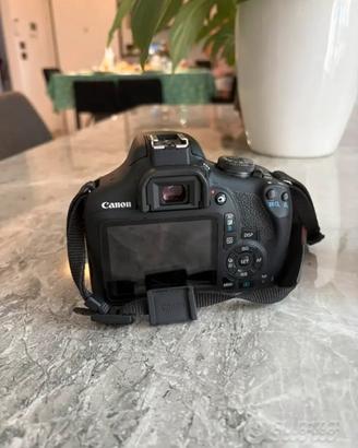 Canon eos 2000d