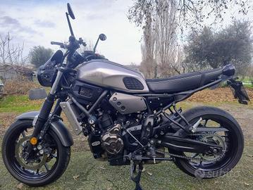 Yamaha xsr 700
