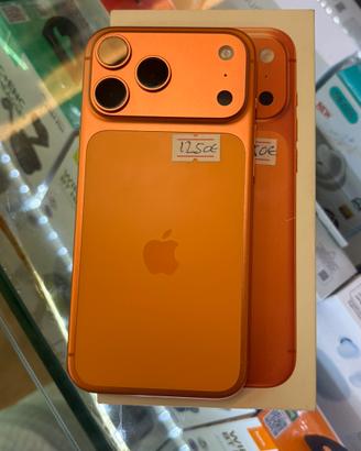 17 pro max come nuovo in Arancione usato solo 1 me