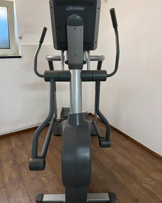 SUMMIT LIFE FITNESS