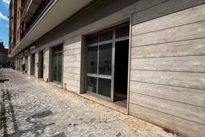 Zagarolo: locale commerciale fronte strada