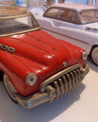 Coppia Modellini vintage in metallo con frizione