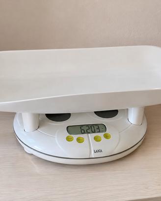 bilancia pesa neonati 