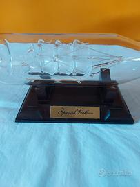 bottiglia con veliero 