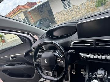 Peugeut