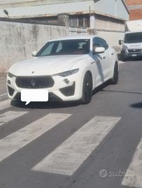 maserati levante gransport