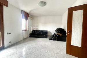 QUADRILOCALE CON BOX TRIPLO, CANTINA, LIBERO SUBIT