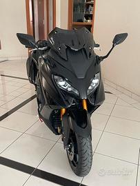 Yamaha T Max 560 - 2023