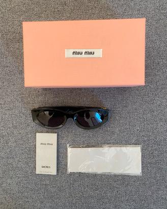Occhiali da sole miu miu