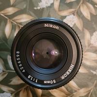 Obbiettivo fotocamera Nikon 