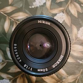 Obbiettivo fotocamera Nikon 