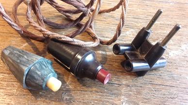 VECCHI ANTICHI INTERRUTTORI E SPINA IN BAKELITE 