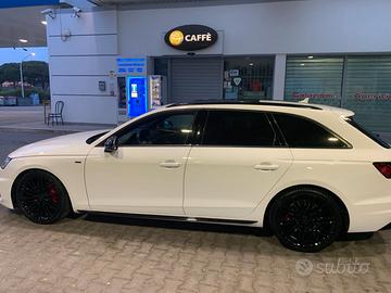 AUDI A4 QUATTRO S-LINE SPORT