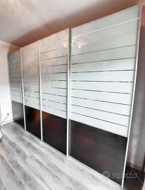 armadio 4 ante scorrevoli in vetro e legno