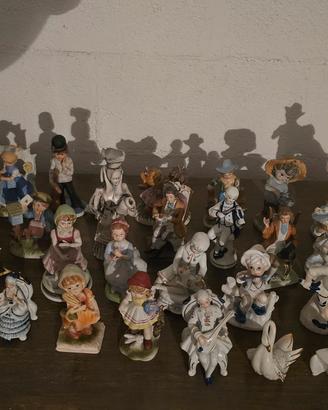 Lotto Statuine Vintage in Ceramica e Porcellana