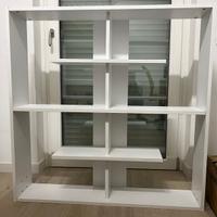 libreria in legno bianco