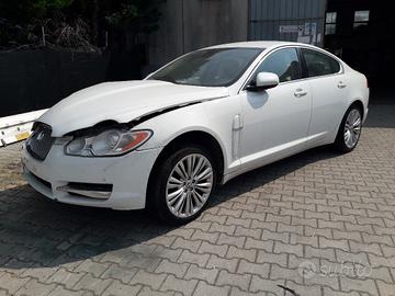 Ricambi per Jaguar XF 3.0 V6 Diesel Anno 2011