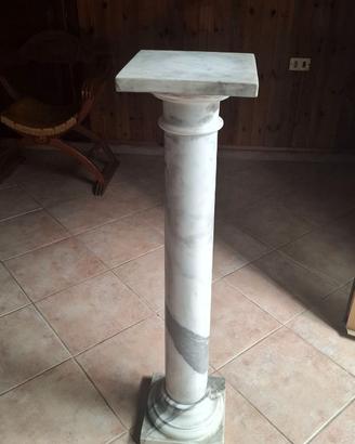 colonne di marmo d carrara