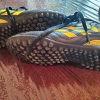 scarpe calcetto Adidas taglia 34